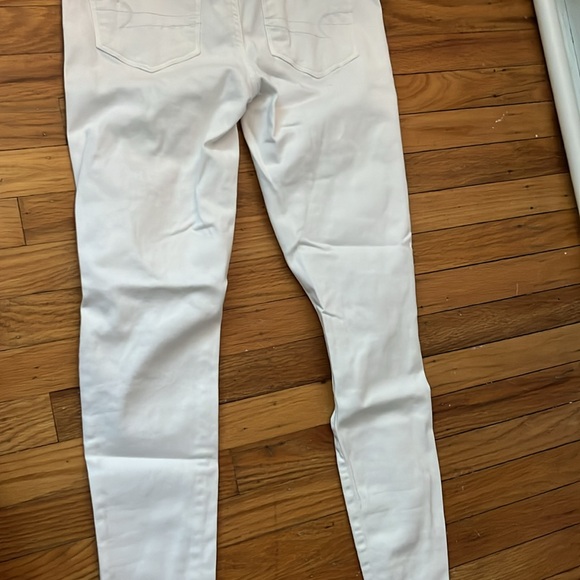 AE white ripped skinny jeans - Picture 5 of 5
